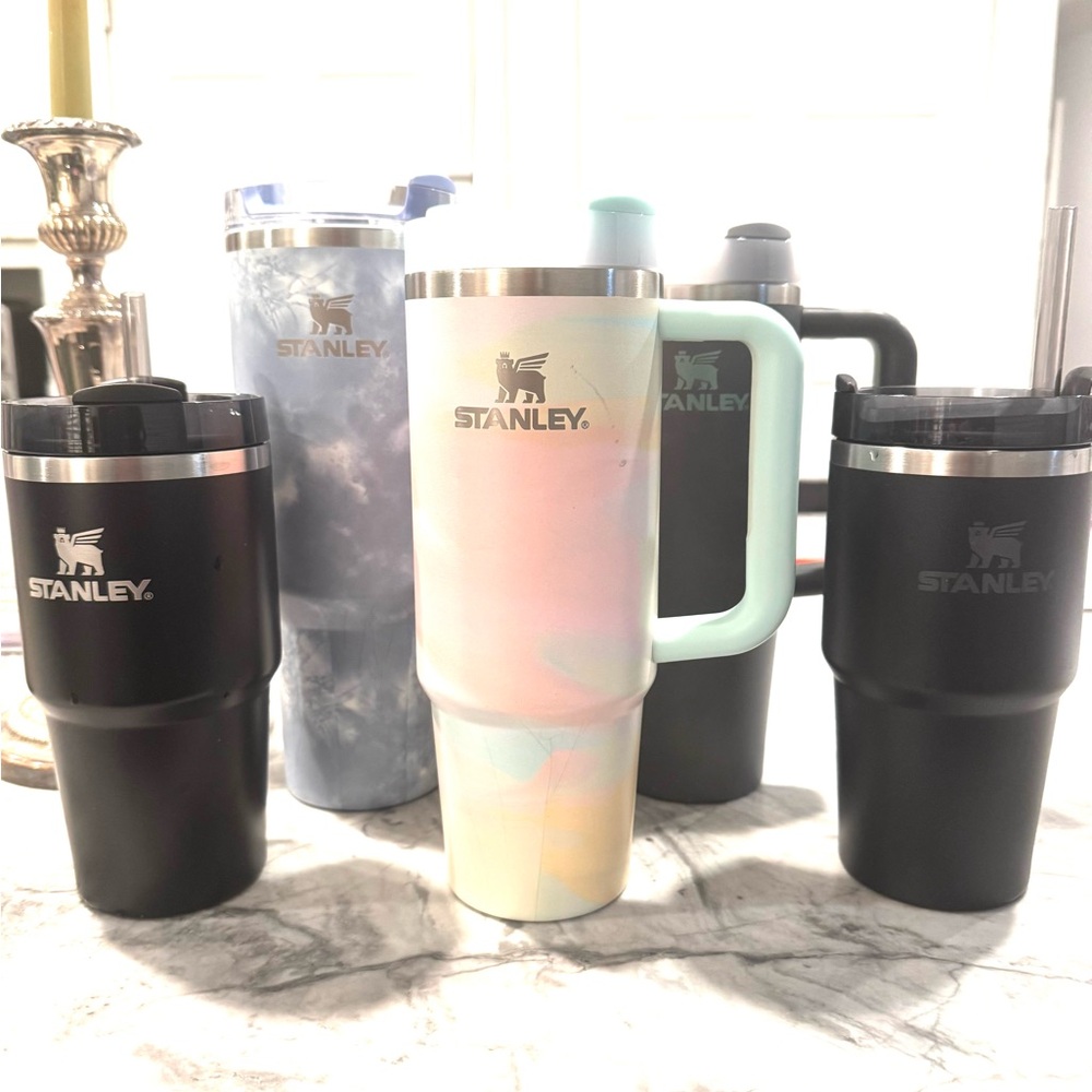 Stanley Tumbler Assortment : 2 20oz 2 30oz and 1 40oz